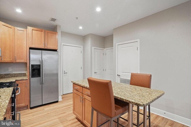 Photo - 1800 Wilson Blvd Unidad 123