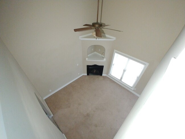 Photo - 2000 Rossburg Pl