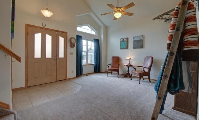 Photo - 6151 Oakwood Blvd