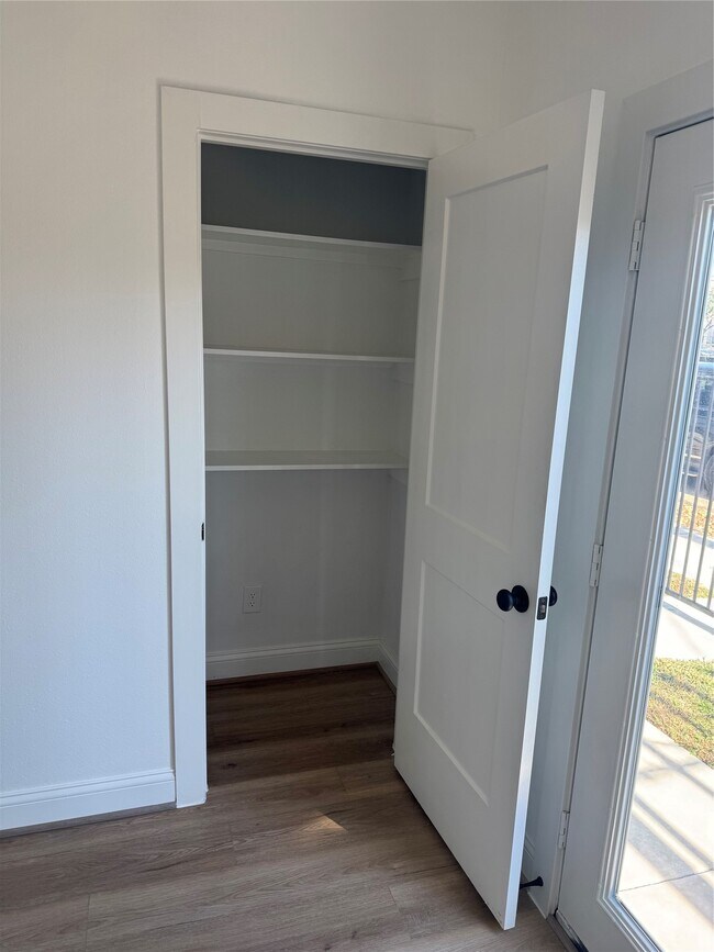 Photo - 6350 Culberson St