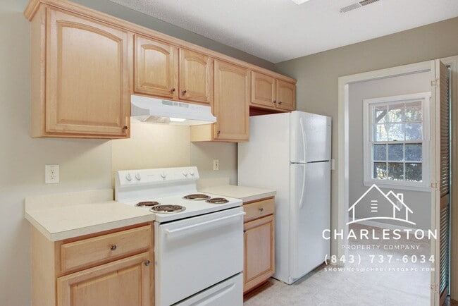 Photo - 1860 Piper Dr