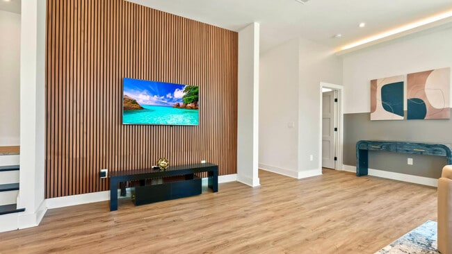 Photo - 1733 N Fitzhugh Ave Unidad ID1226740P