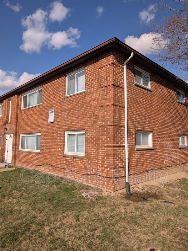 Photo - 3632 Cushing Dr House