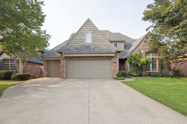 Building Photo - 4 Bedroom + Bonus Room & Office with Gorge... Rental