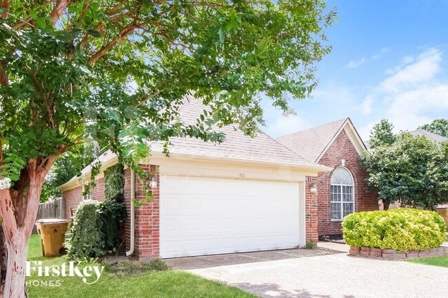 Photo - 988 Zenith Cove N