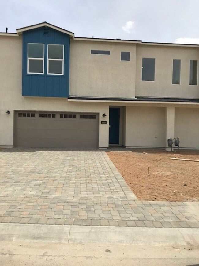 Photo - 3 bed 2 1/2 bath townhome in gated communi...