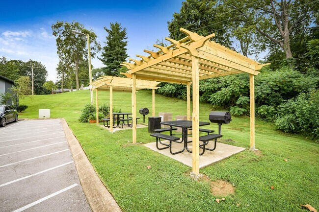 Oakstone Ridge