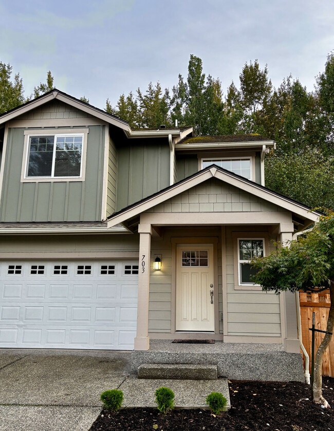 Building Photo - 703 Kodiak Ln