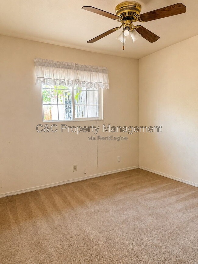 Photo - 42625 Jefferson St