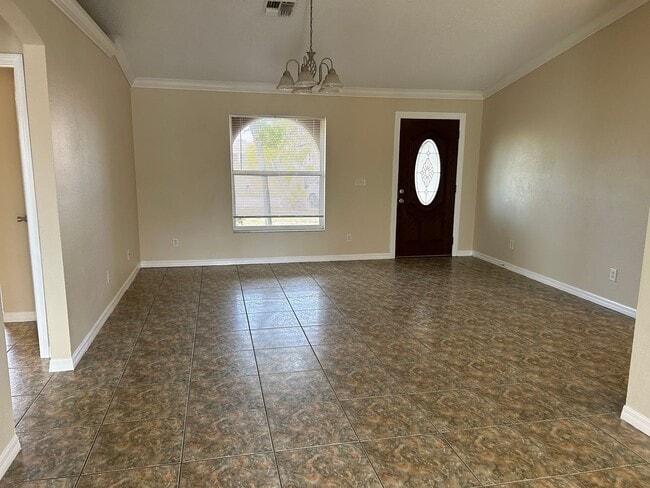 Photo - 1716 NE 12th St