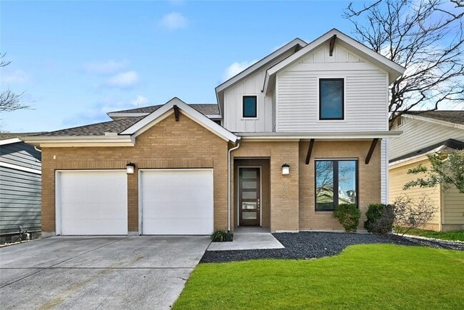 Building Photo - 1815 W 38th St