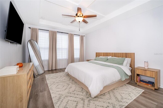 Photo - 2022 Redbay Ave