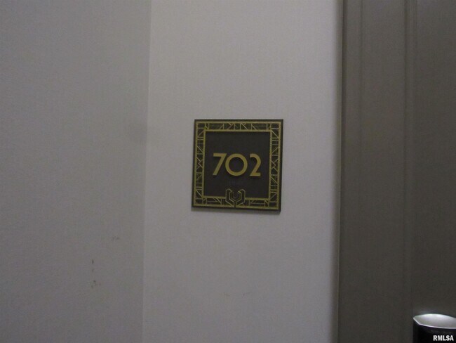 Photo - 212 N Brady St Unidad 702