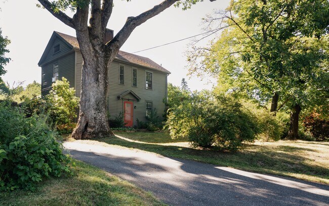 Building Photo - 30 Indian Mountain Rd Rental