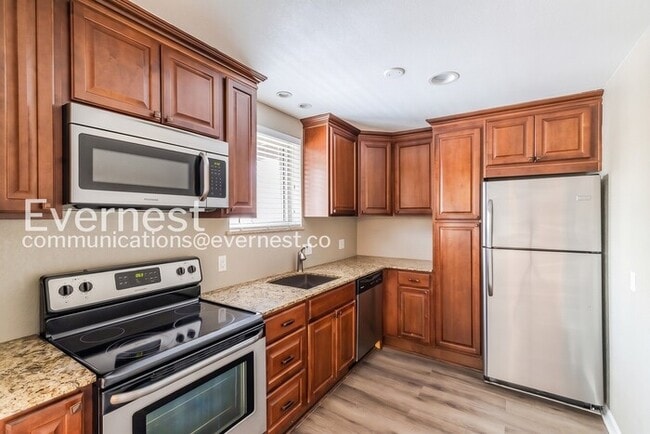 1243 N Washington St Unidad 402