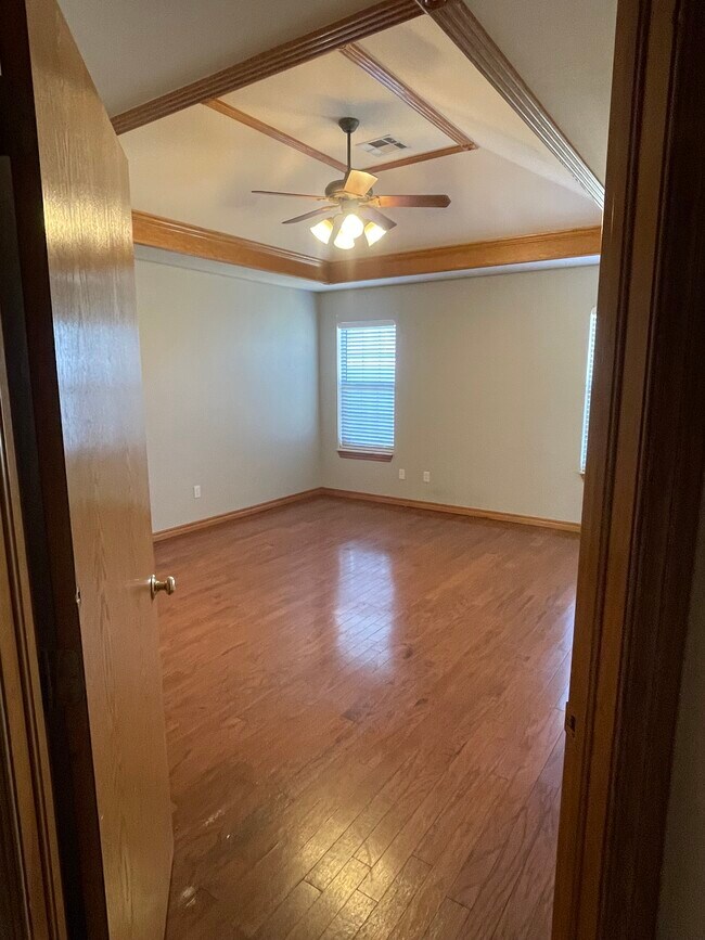 Photo - 5609 Bent Creek Dr