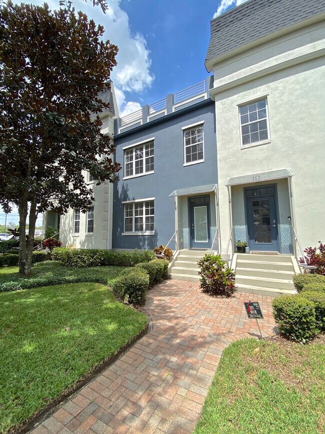 Photo - Stunning and Unique Luxury Town Home for Rent in the heart of sought after SODO!