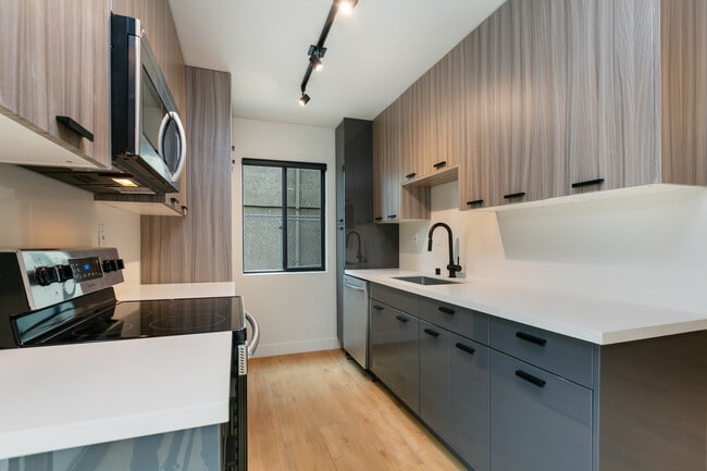 Photo - 3622 Keystone Ave