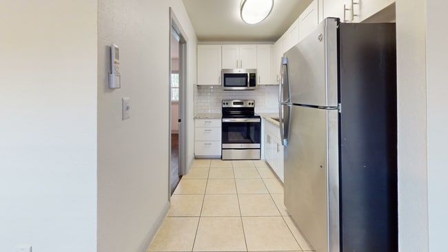 Biscayne Bay - Kitchen.jpg