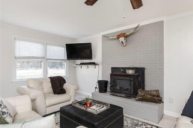 Photo - 408 Clifton St