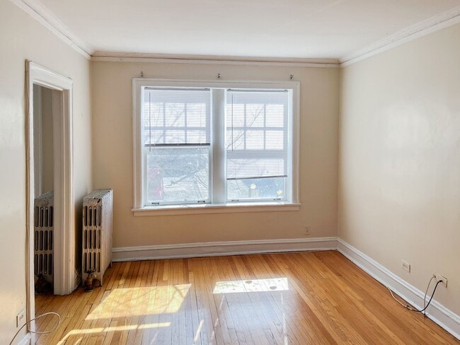 Photo - 1605 W Sunnyside Ave Unit 1W