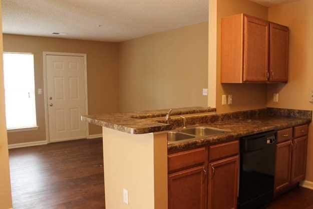 Photo - The Village On Hill Street