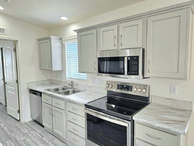 8868 E Baseline Rd