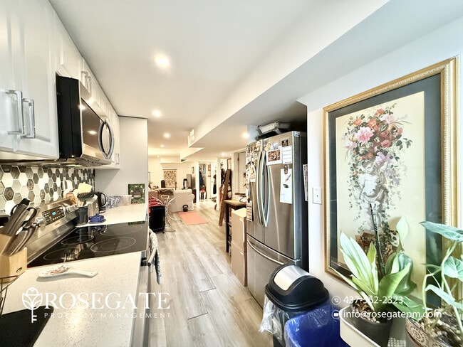 Photo - All-Inclusive 1-Bedroom Basement Apartment with Parking – Markham Unit 2