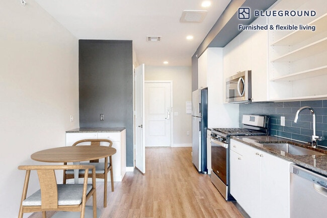 Photo - 79 Alexander St Unit SI FL4-ID3592A