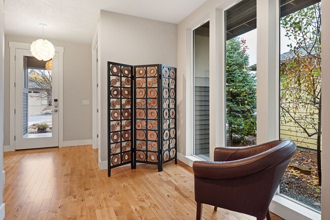 Photo - For Rent: Furnished Executive Home in Bend, OR – Prime Location!