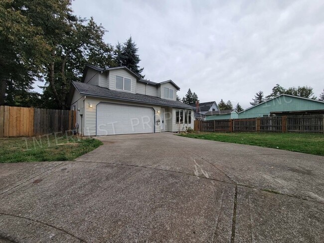 Photo - SE Portland Home on A Cul-De-Sac with Gara...