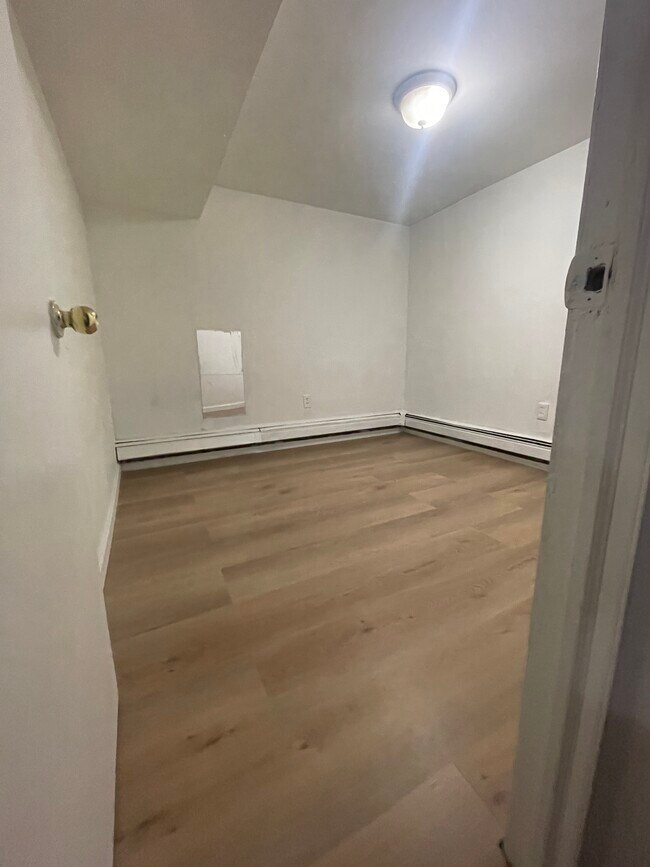 Photo - 4706 104th St Unit basement