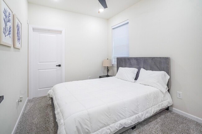 Photo - 1611 Shelby St