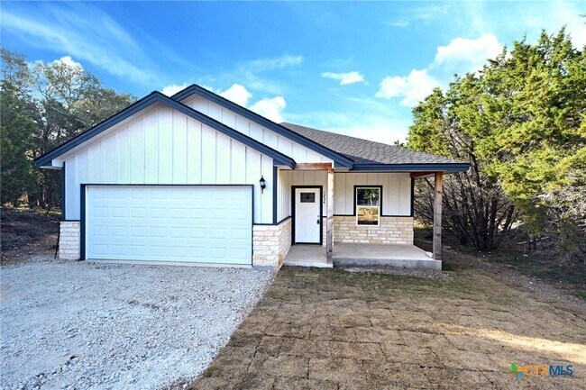 Photo - 1234 Clearcreek Dr