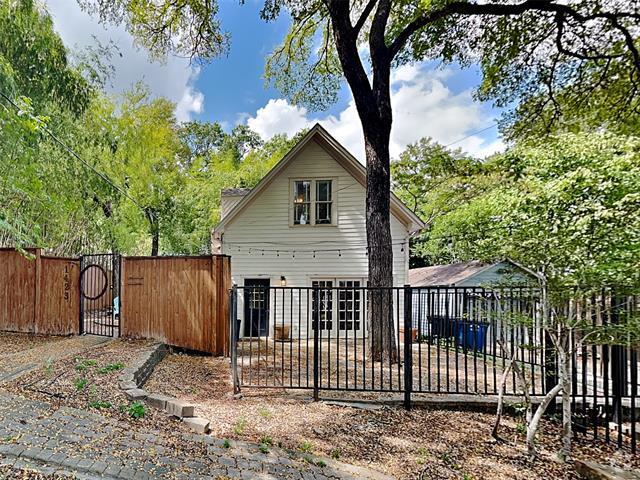 Building Photo - 1423 Seevers Ave Rental