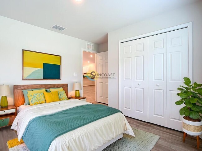 Photo - 11050 Reims Ave