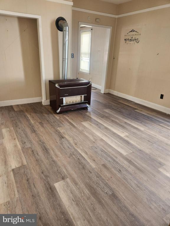 Building Photo - 29 S F St