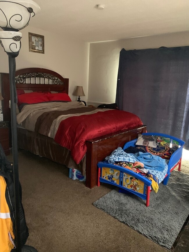 Photo - Spacious 3 Bedroom 1 Bath house in Crystal!