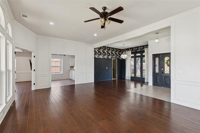 Photo - 2800 Bowie Dr