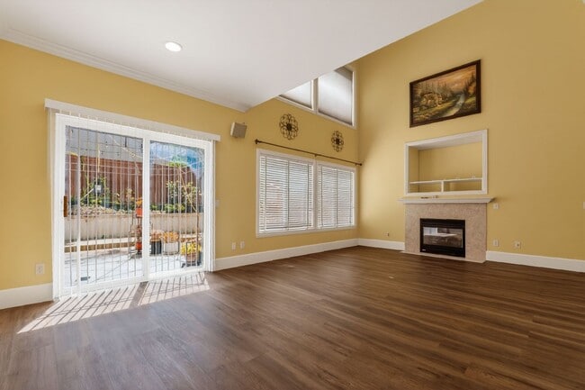 Photo - 10009 Kika Ct