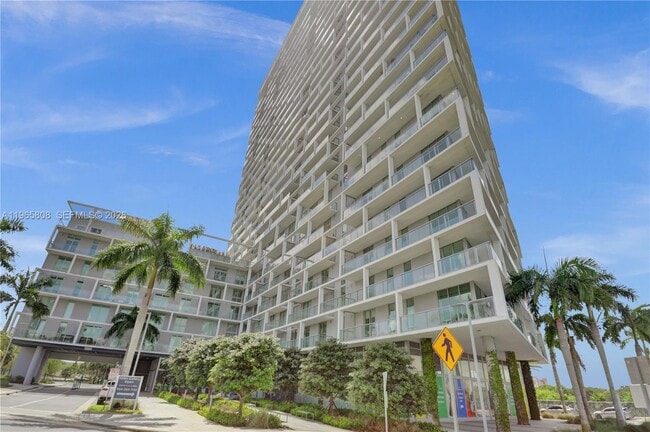 Photo - 2000 Metropica Wy Unit 2110