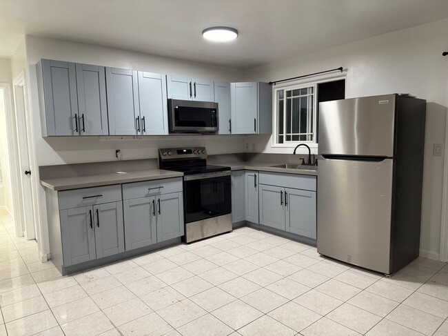 Building Photo - 1142 Hoalu Pl Rental