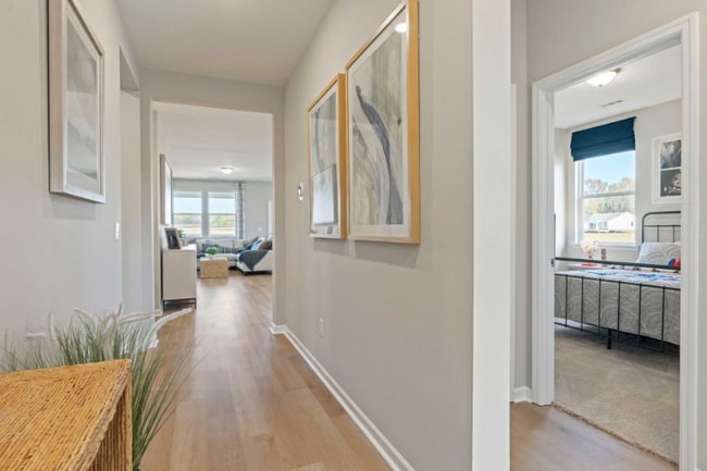 Photo - 117 Evergreen Ml Ln