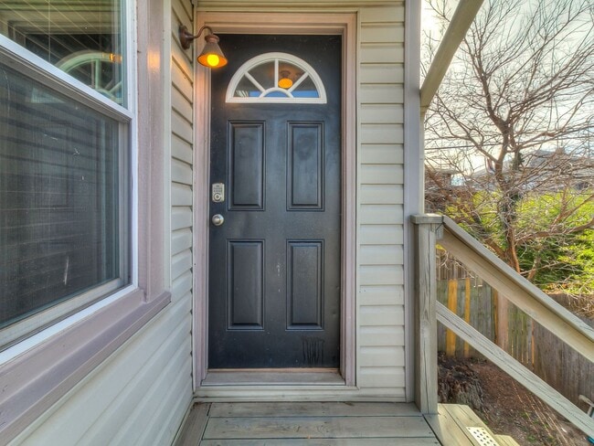 Photo - Charming 1 bed | 1 bath in great location