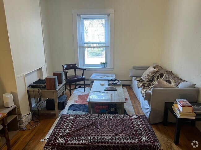 Building Photo - 76 Fairmont St Unit 1 Rental