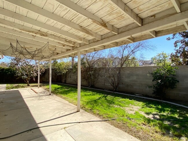 Photo - Make yourself at home in this delightful Bakersfield Single-family home, with 3 bedrooms + studio...