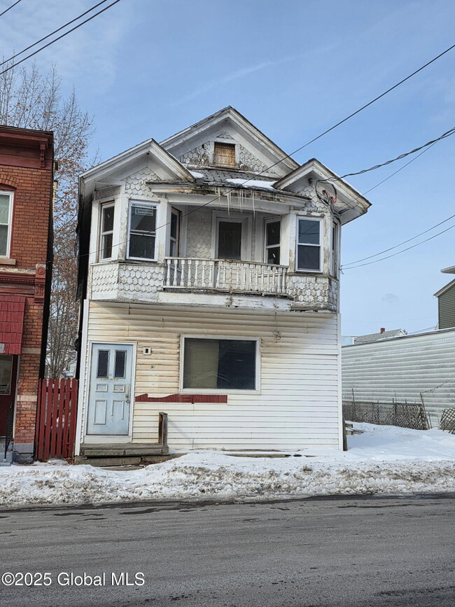 Photo - 39 Reid St Apartment Unit Upper