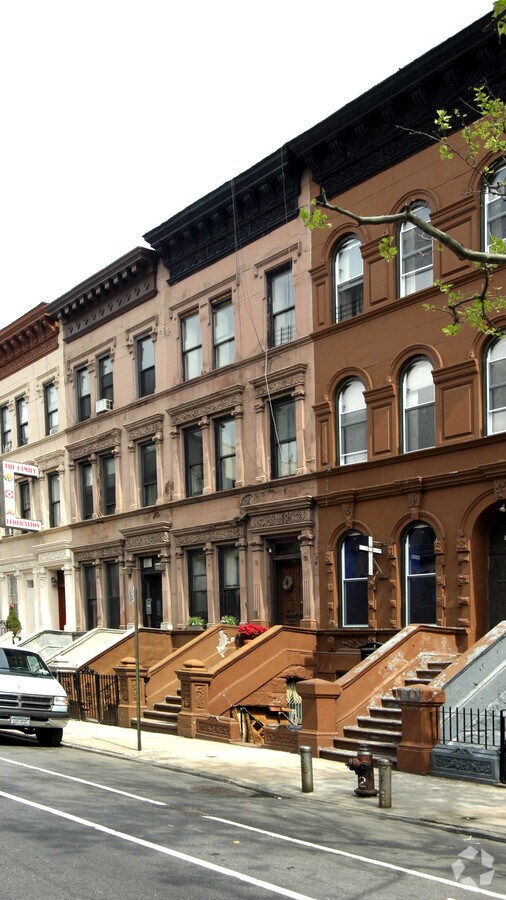 Photo - 143 W 120th St