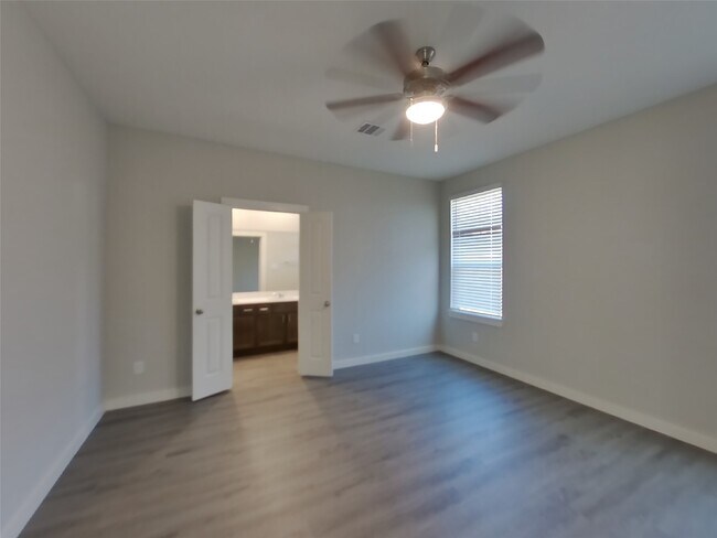 Photo - 2310 Bailey Flds Ln