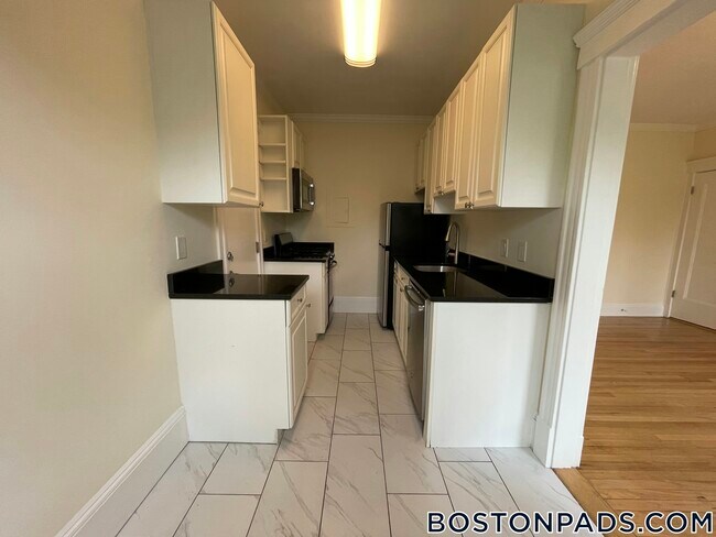 Photo - 26 Chauncy St Unit 12